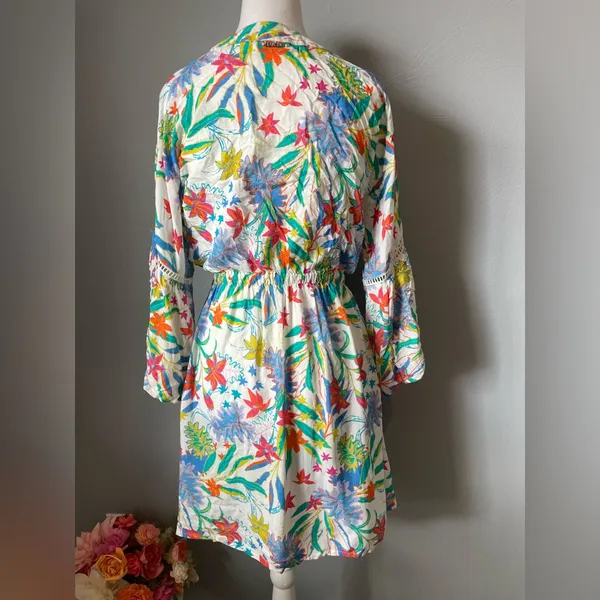 Amiani Tropical Botanical Print Mini Dress – Effortless Resort Wear Cover-Up - Image 4