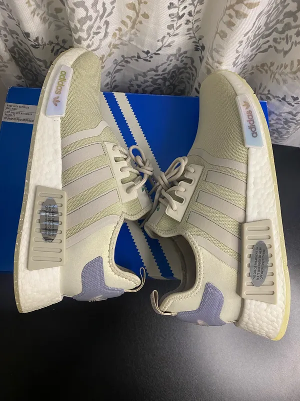 New Adidas Glitter Womens Shoes Size 10.5 - Image 5