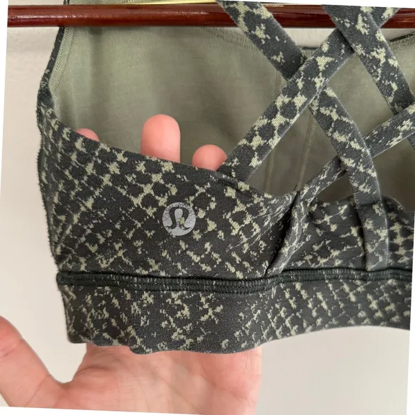 Lululemon Energy Bra Medium‎ Support Reptilia Jacquard Rainforest Green Sz 2 - Image 5