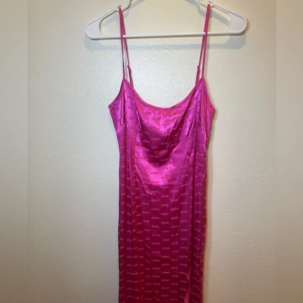 NWOT‎ SKIMS Woven Jacquard Lace Long Slip Dress in Hot Pink SizeS - Image 4