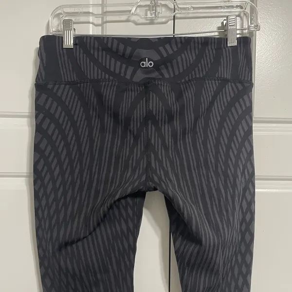 Aloha Island Alo Athletic Leggings Black Patterned Mesh Panels‎ Activewear Workout Pants Med - Image 6