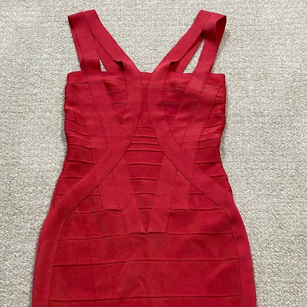 Herve Leger Crimson Strappy Bandage Mini Dress Size S 90% Rayón 9% Nylon - Image 14