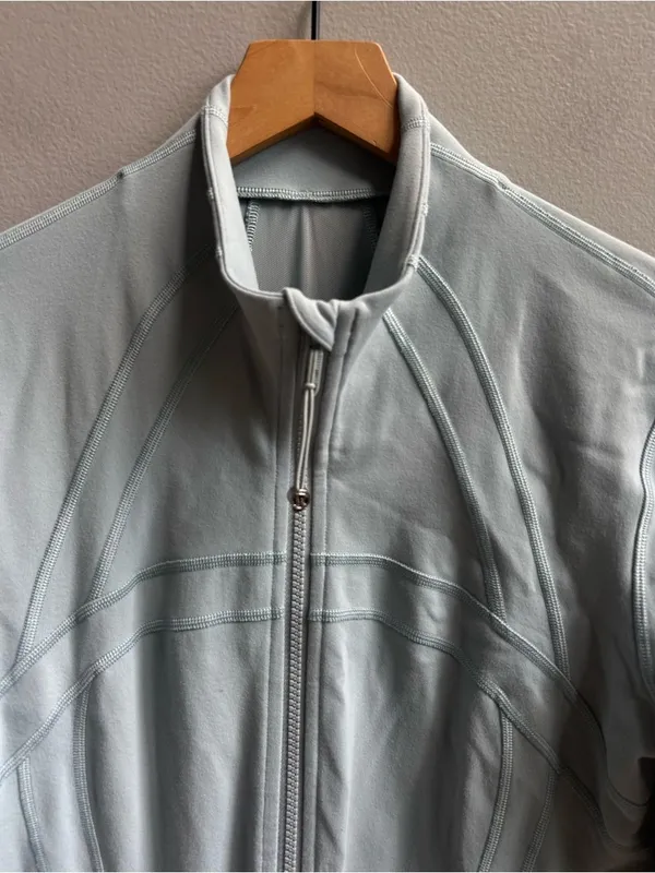 Lululemon Define Jacket in Hazy Jade Full Zip Size 12 Light Blue Green Active - Image 5