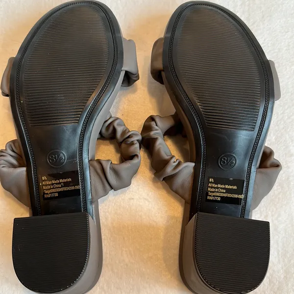 NWOT a new day block heel sandals - Image 4