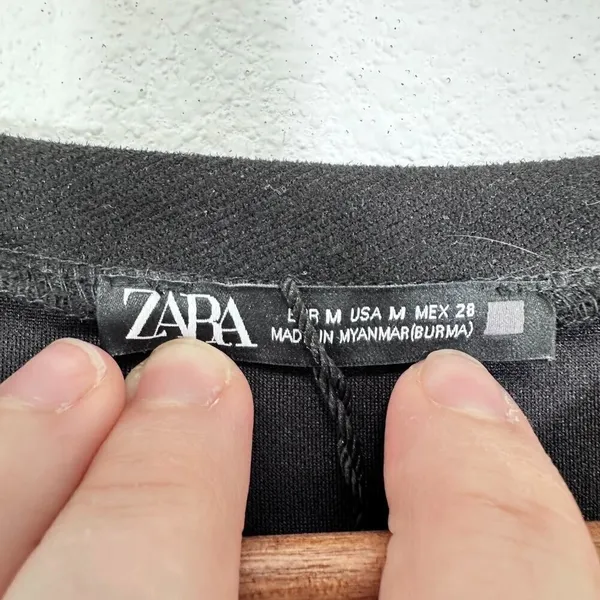 Zara Black Minimalist Shift Dress Pockets Polished Preppy Size Medium‎ Classic - Image 8