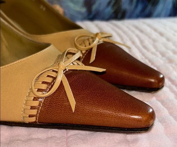 Vicari Size 8 Tan Leather Color Block Kitten Heels - Image 2