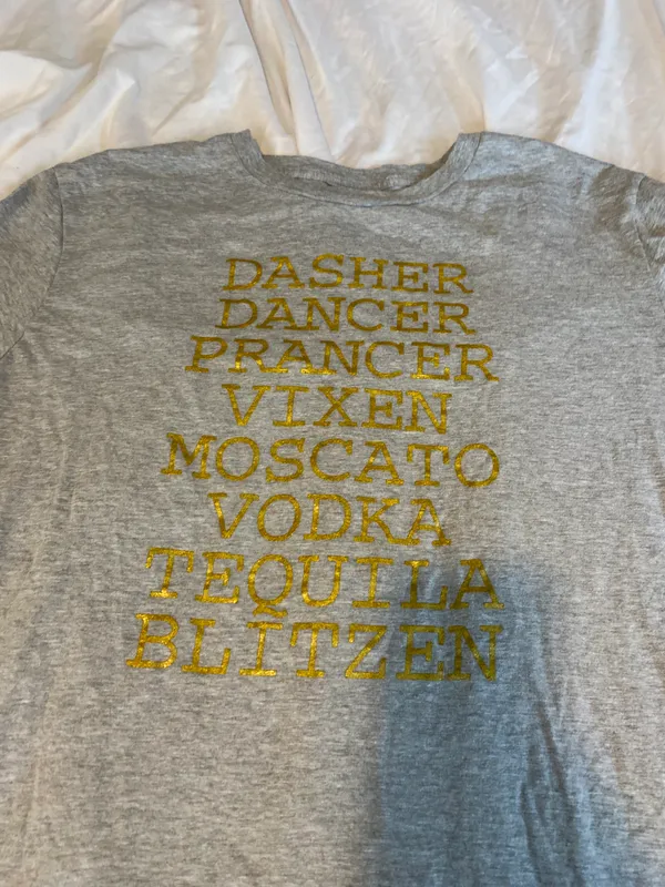 drunken reindeer Tshirt Size L - Image 6