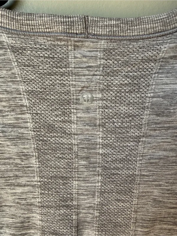 Lululemon Swiftly Tech Lulu Long Sleeve Athletic Running Top Thumbholes - Image 7