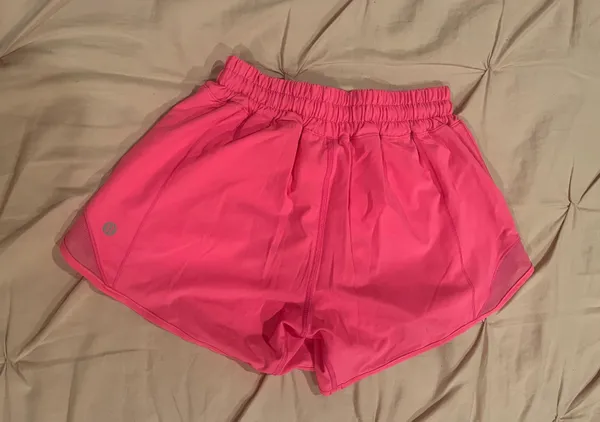 Lululemon Hotty Hot Short II *Long 4" - Image 2