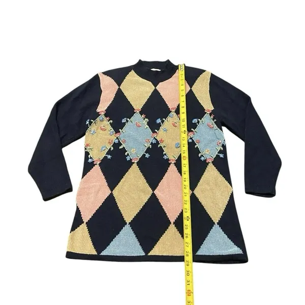 Vintage Women’s Koret Argyle Sweater‎ Floral Navy Pink Medium - Image 4