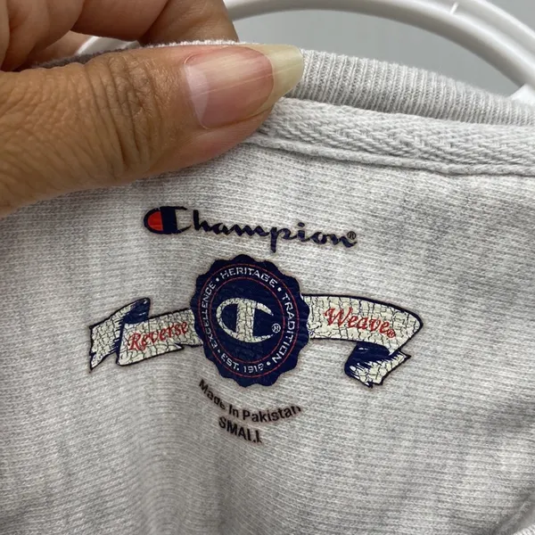 Champion reverse weave grey ”We Are R” sweatshirt retro casual size S - Image 3