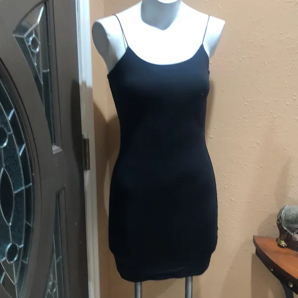 Free black spaghetti strap short dress - Image 2