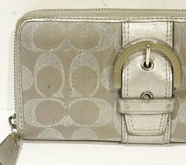 Coach Hampton Signature wallet Tri-Fold envelope Silver/Grey - Image 2