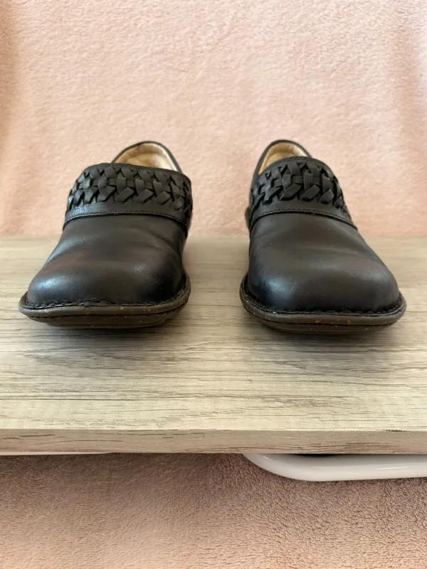 UGG Anila Black Leather Braided Woven Shearling Slip On Clog SN 1005427 7 $120 - Image 2