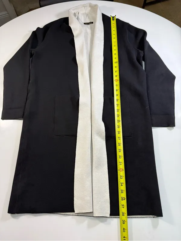 IMAN Cotton Blend Black Cardigan with White Interior - Image 3