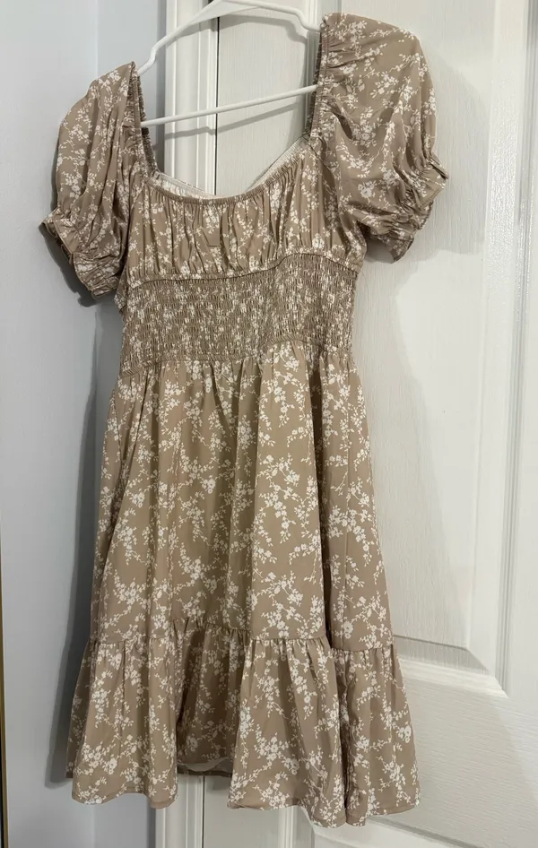 Green floral sun dress smocked - Image 2
