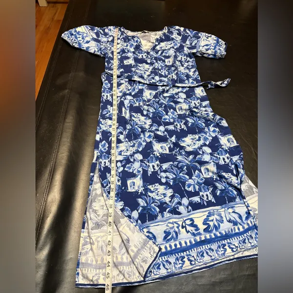 LOFT V-Neck Blue and White Floral Tie-Waist Maxi with slit sides. Size Small - Image 14