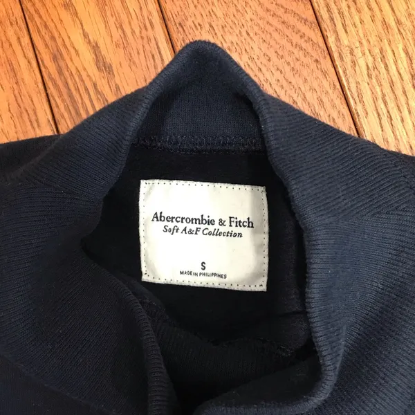 Abercrombie & Fitch Dark Navy Crewneck Sweater - Image 2