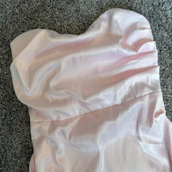 NWT Parthea pink satin strapless mini dress in a size S - Image 4