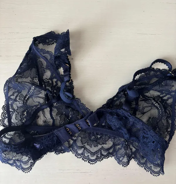 NWOT Journelle navy blue lace bralette - XS - Image 3