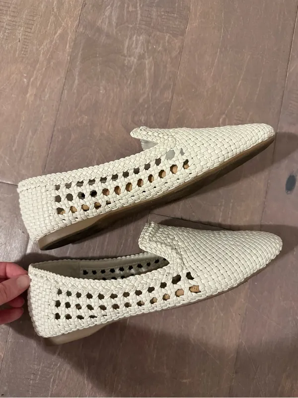 Birdies White Woven Starling Slip-On Women’s Loafers/Flats Size 7 - Image 4