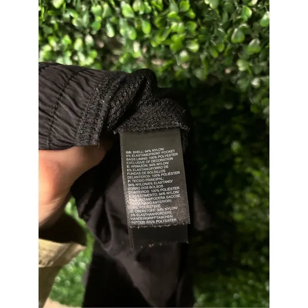 The North Face Nylon Black Straight Leg Pants Size 10 - Image 5