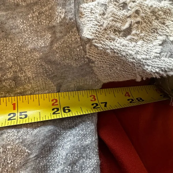 NWT‎ Free People top gray cold shoulder size m - Image 5