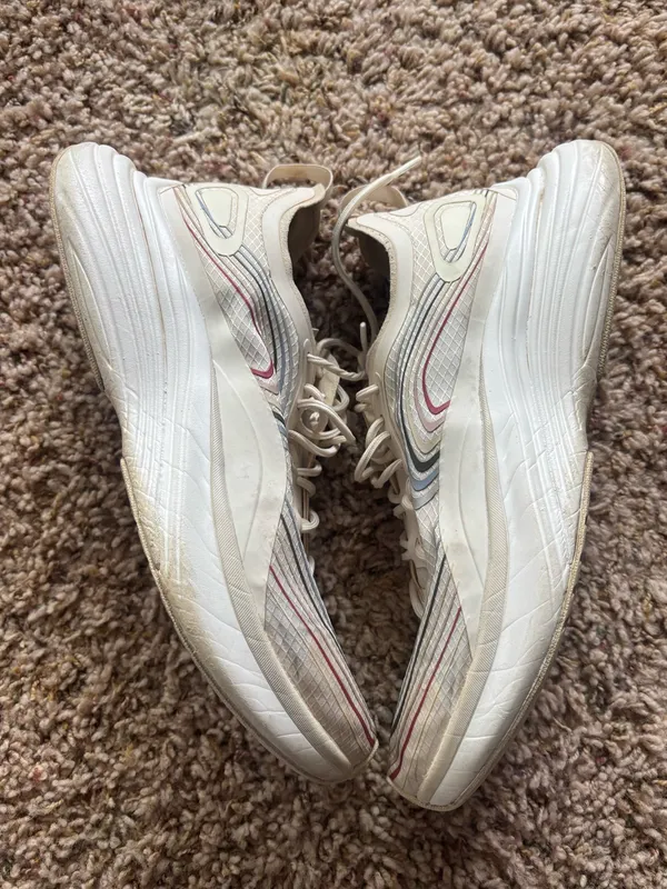 APL Streamline Sneakers - Image 4