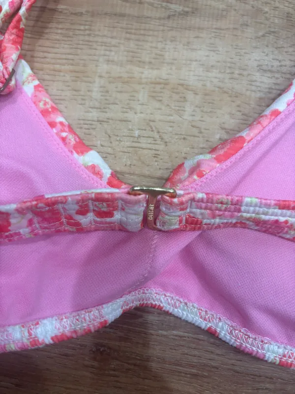 Hollister floral swim suit bikini top - Image 3