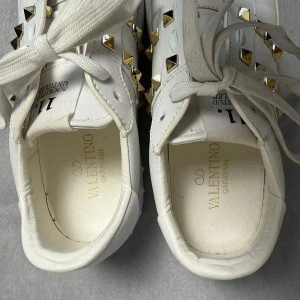 Valentino Garavani Rockstud Untitled White Leather Sneakers Gold Studs 39 - Image 8