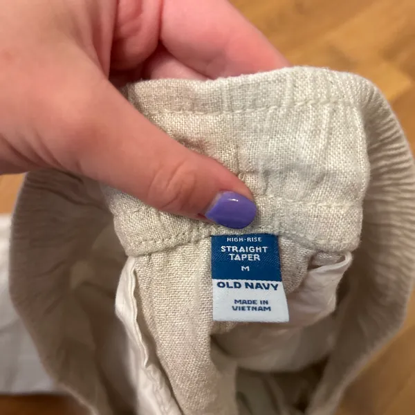 Old Navy Tan Linen Pants - Image 3