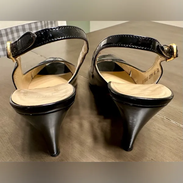 Salvatore Ferragamo Black Patent Leather Sling Back Open Toe Heels Size 8 AA - Image 9