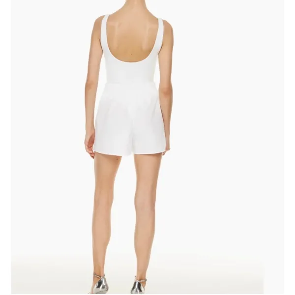 Aritzia Babaton Deakins 3" Shorts Size Medium White Boxer Comfy Casual - Image 12