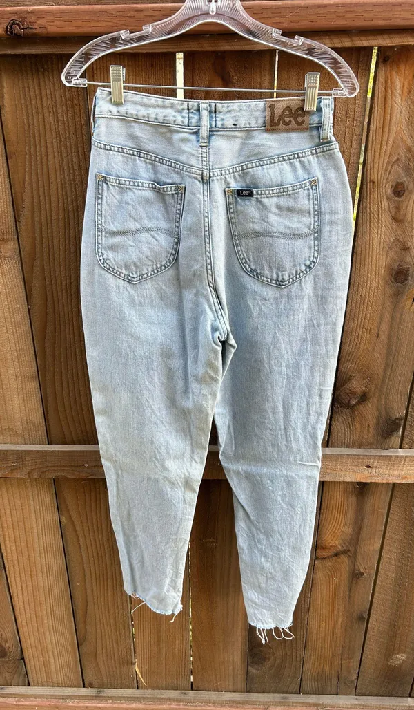 Lee High Waisted Mom Jeans - Image 2