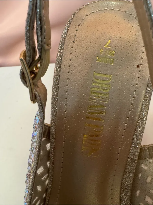 Dream Paris Stuart Weitzman Gold Glitter Open-Toe Slingback Heels - Image 3