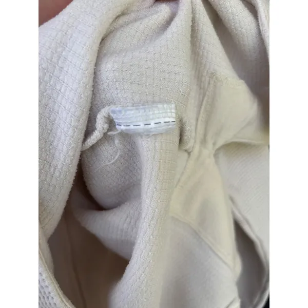 Athleta‎ Cream Waffle Knit Thermal Sweatshirt Thumbholes Size L Raglan Top - Image 6