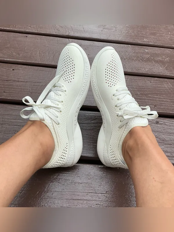 Lightweight CROCS Women's Lace-Up Sneakers - Image 15