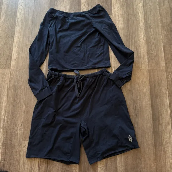 NWOT FREE PEOPLE Hot Shot Easy Set - Image 9