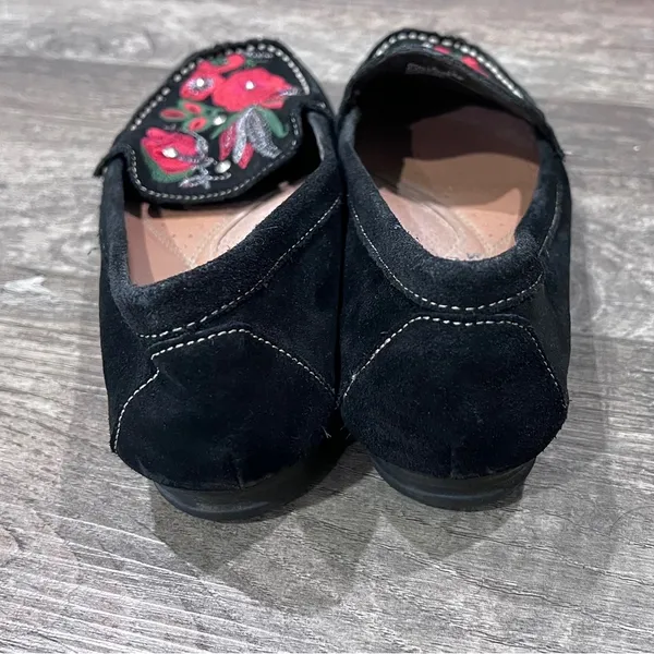 FINAL PRICE Baretraps Otella Black Leather Suede Embroidered Women's Loafers - Image 4
