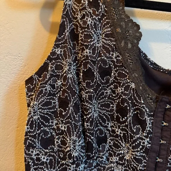 Studio Y VTG Y2K Brown Fairycore Clasp Top - Image 2