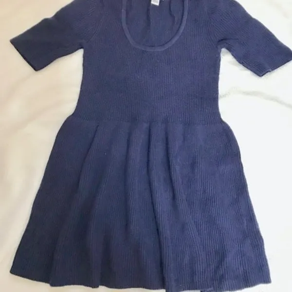 Motherhood Maternity Navy Knit Dress / Tunic Button Shoulder Size Medium - Image 3