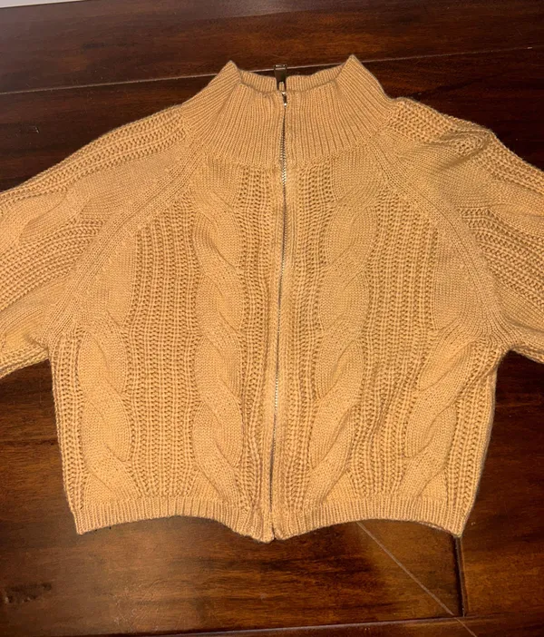 Copped  Sweater Zip Up - Image 5