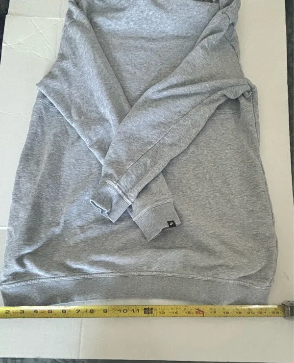 Nike Gray Swoosh Logo Hoodie Pullover Sweatshirt Women’s Medium - Image 2