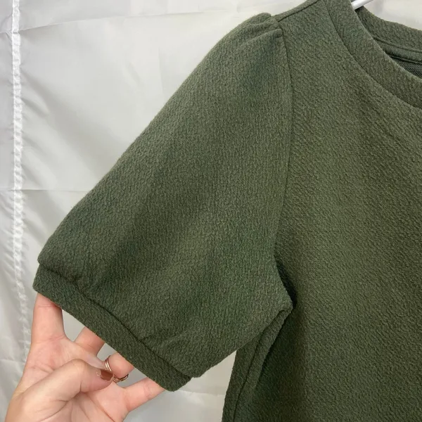 LOFT women's olive‎ green puff sleeve thick kit relaxed Crewcut blouse casual S - Image 2