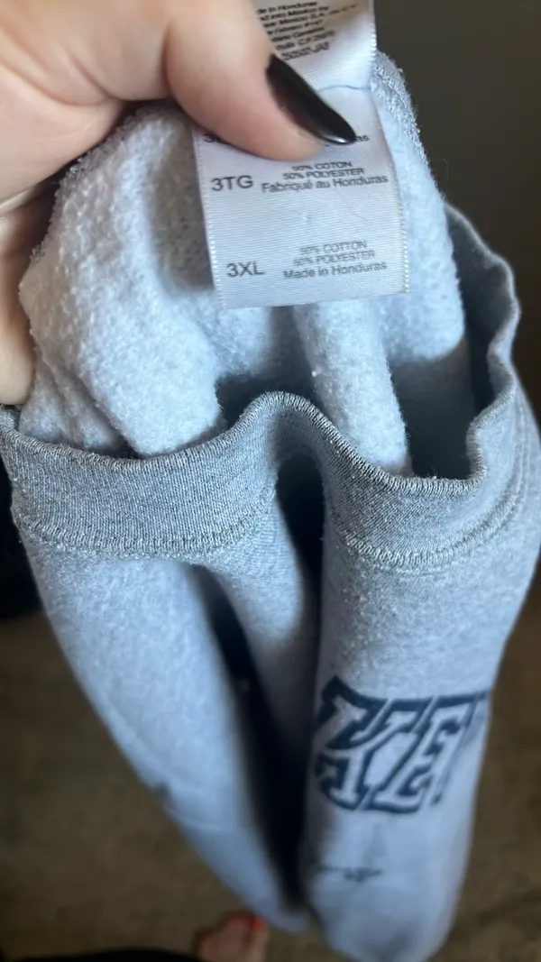Crewneck Size 3X - Image 3
