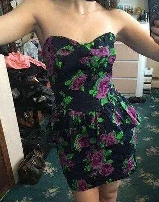Motel Rocks Strapless Dress - Image 2