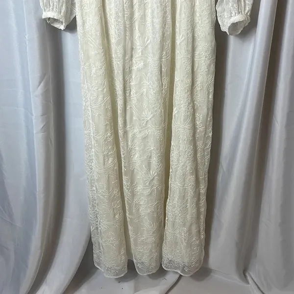 ModCloth Ivory Lace Maxi Dress Long Sleeve Sheer Overlay Lined Size S - Image 3