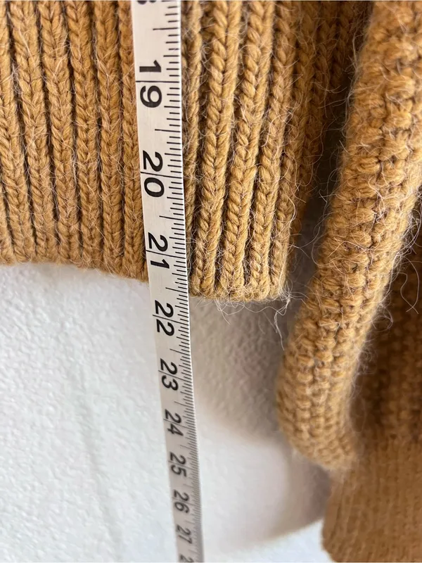 Anthropologie Women's Chunky Cropped Cable-Knit Bobble Balloon Sleeve Sweater - Image 7