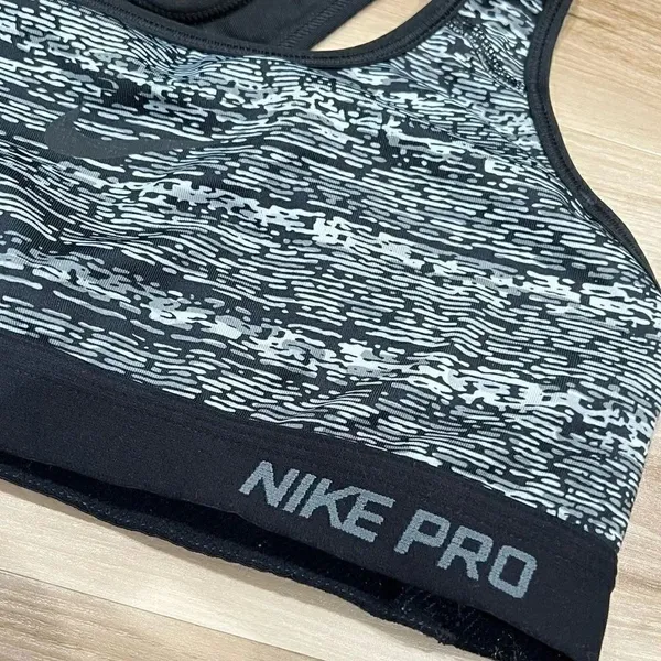 Nike Pro Black and White Dri Fit Sports Bra Women’s Small - Image 4