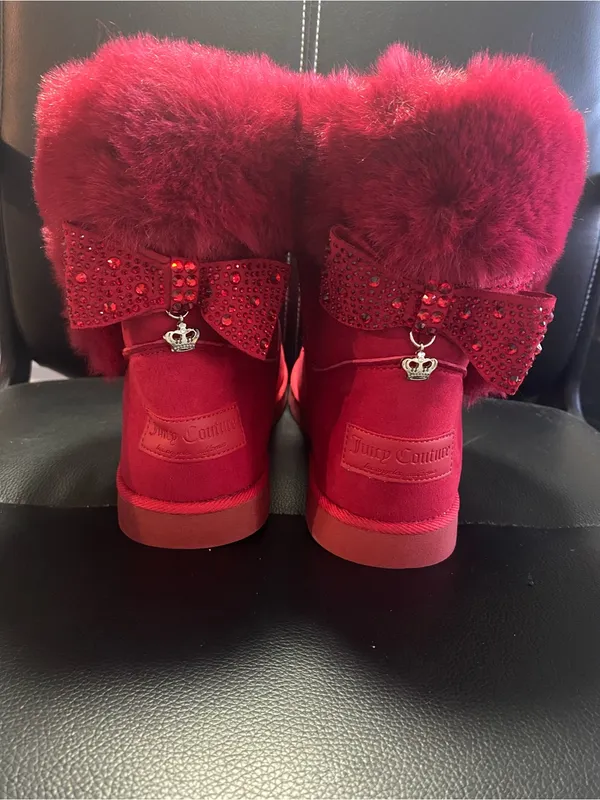 New 🎉 Juicy Couture Women's Cozy Faux-Fur Winter Boots Red Size 7 1/2 - Image 6